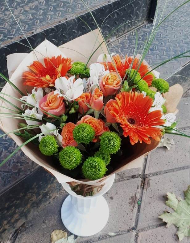 Букет цветов из: Герберы, Хризантемы, Альстромерии и Розы в Чуфарово