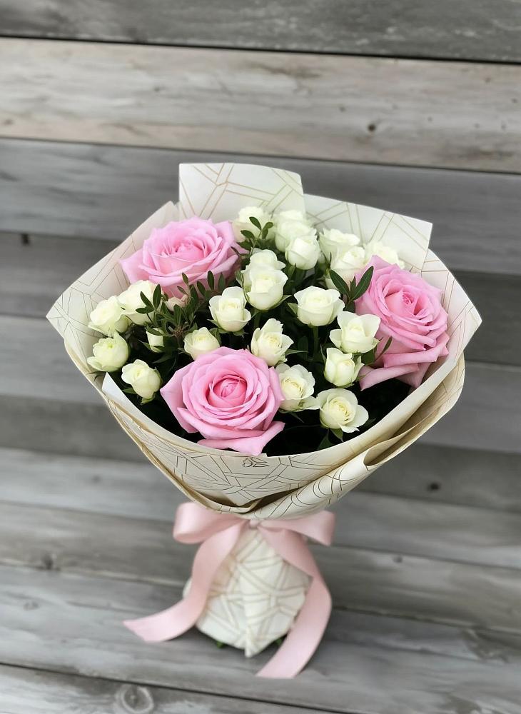 Букет цветов из: Розы в Чуфарово