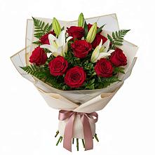 Букет цветов из:  Лилии и Розы в Чуфарово