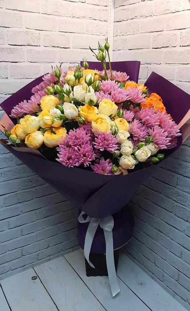 Букет цветов из: Хризантемы и Розы в Чуфарово