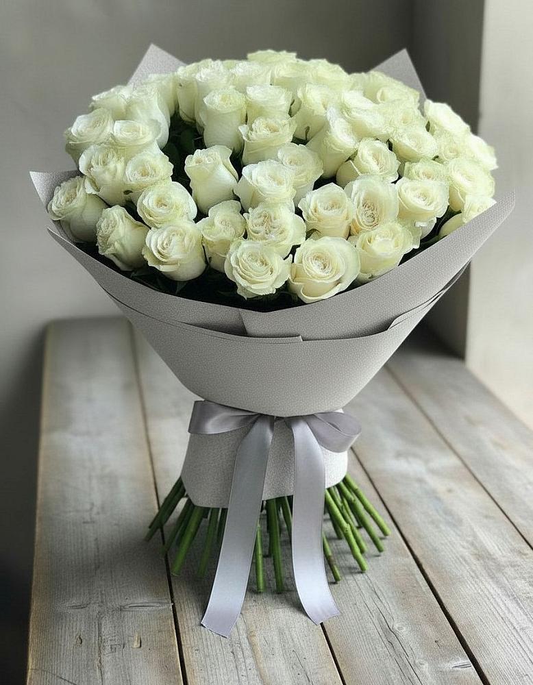 Букет 35 Белых роз в Чуфарово