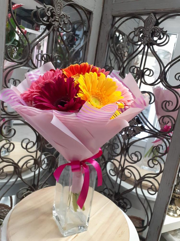 Букет цветов из: Герберы в Чуфарово