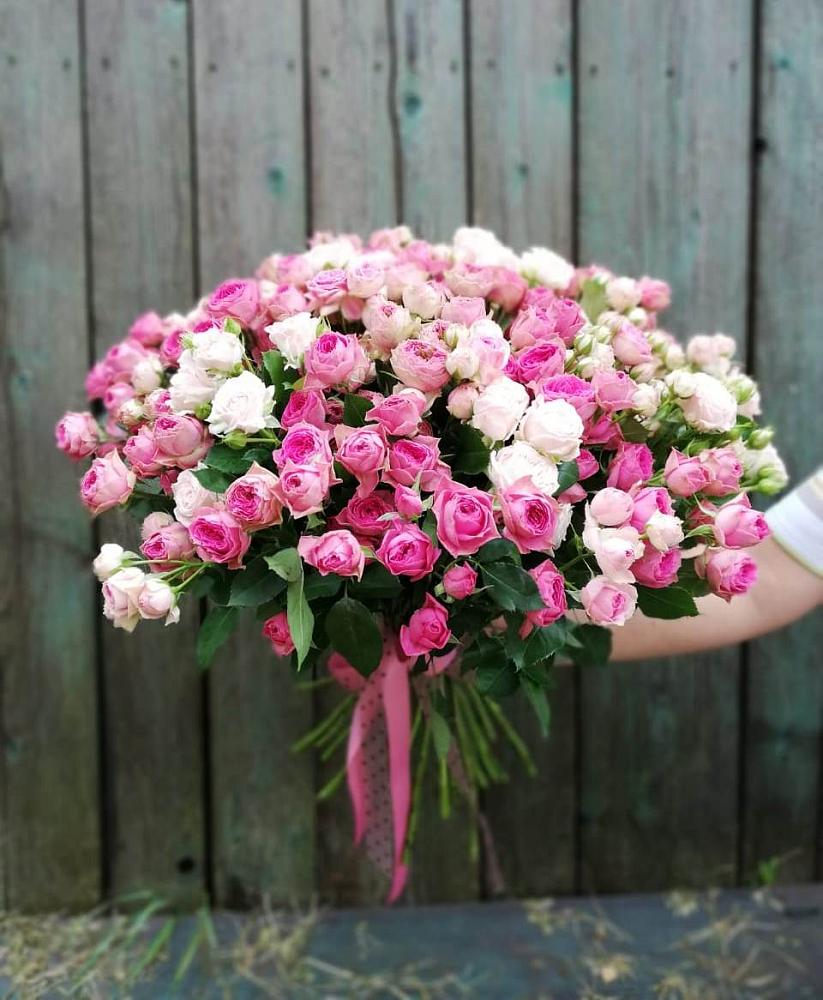 Букет Розовые кустовые розы Натали и Лав Лидия в Чуфарово