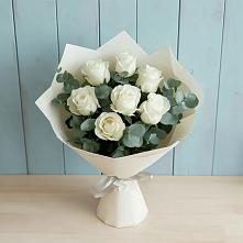 Букет Белые розы в Эвкалипте в Чуфарово